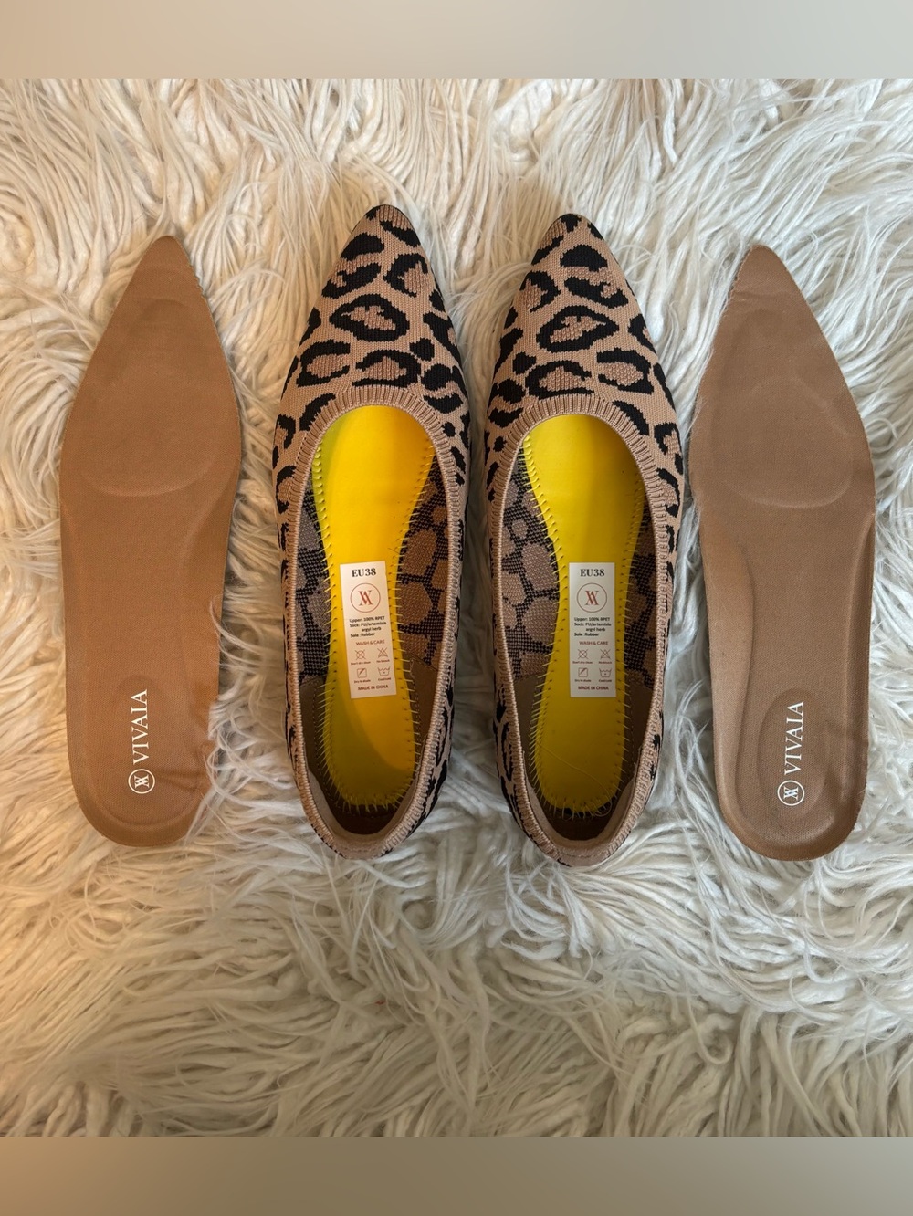 Like New Vivaia Leopard Print Pointed Toe Flats Size 38 - Picture 7 of 9